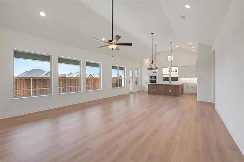 4719 Boyds Branch Drive, Arlington TX 76005 - Photo 5