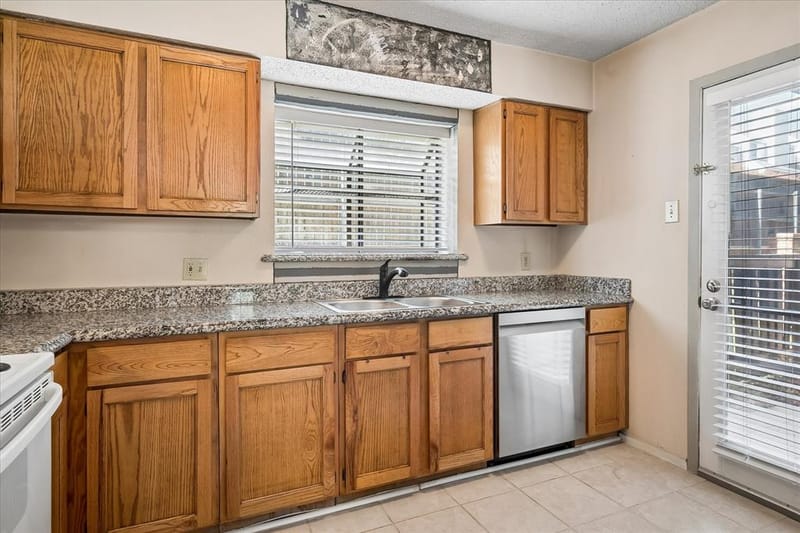 5335 Bent Tree Forest Drive # 121, Dallas TX 75248 - Photo 7