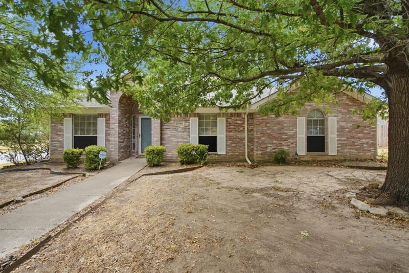 10303 Little Valley Road, Fort Worth TX 76108