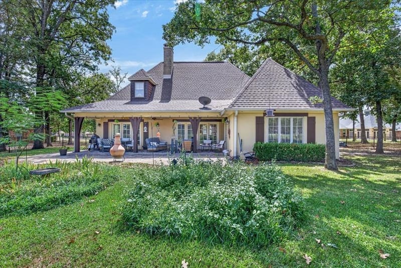 257 Saint Andrews Drive E, Mabank TX 75156