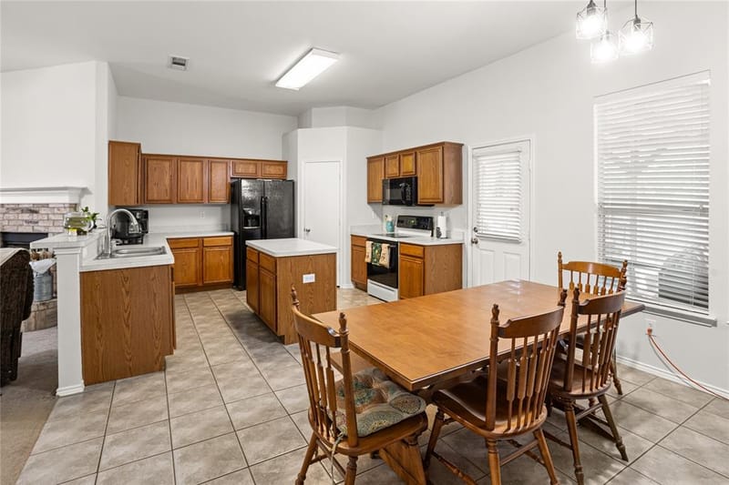2127 Coelum Court, Dallas TX 75253 - Photo 12