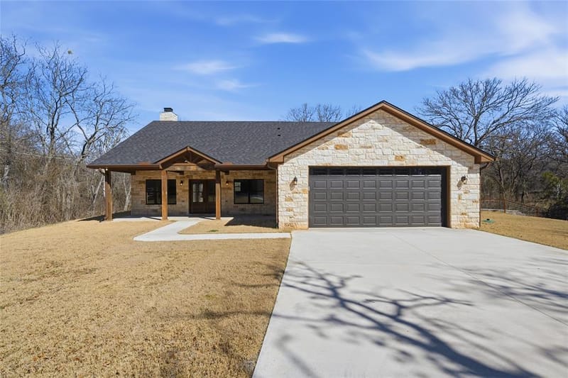 1698 Rogers Hill Road, Waco TX 76705 - Photo 2