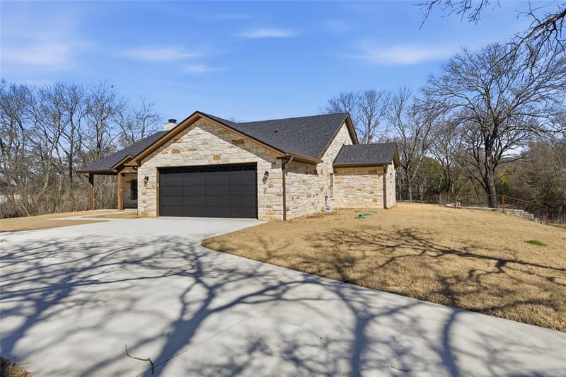 1698 Rogers Hill Road, Waco TX 76705 - Photo 3