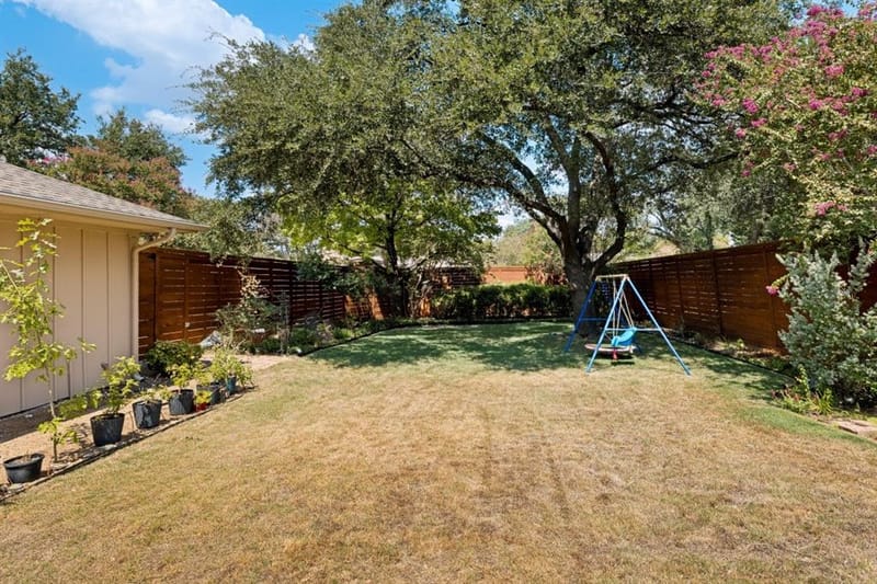 16916 Old Pond Drive, Dallas TX 75248 - Photo 23