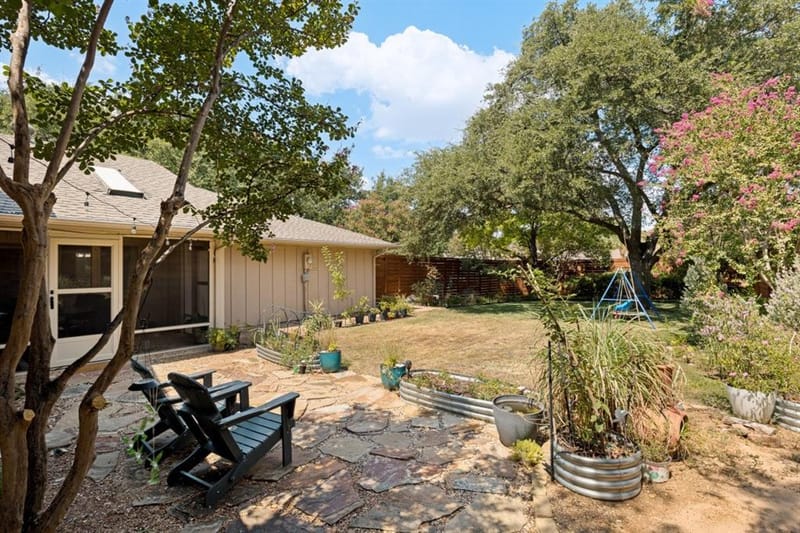 16916 Old Pond Drive, Dallas TX 75248 - Photo 21