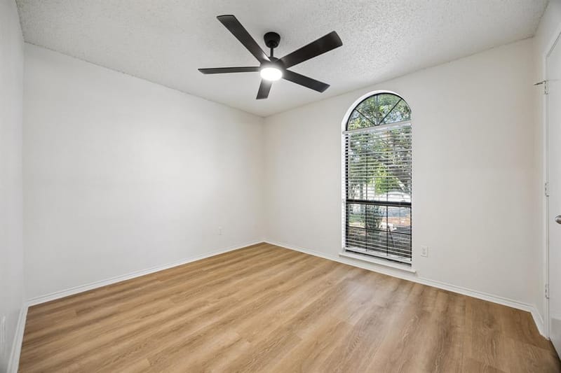 7208 Meadowbrook Drive, Watauga TX 76148 - Photo 17