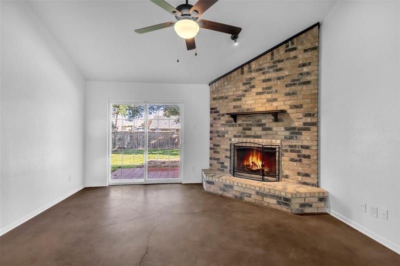 1916 Heidelberg Drive, Fort Worth TX 76134 - Photo 12