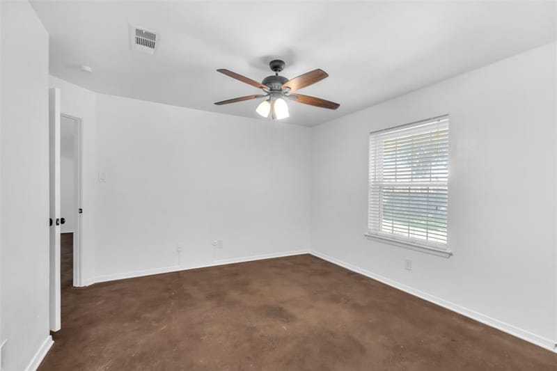1916 Heidelberg Drive, Fort Worth TX 76134 - Photo 15
