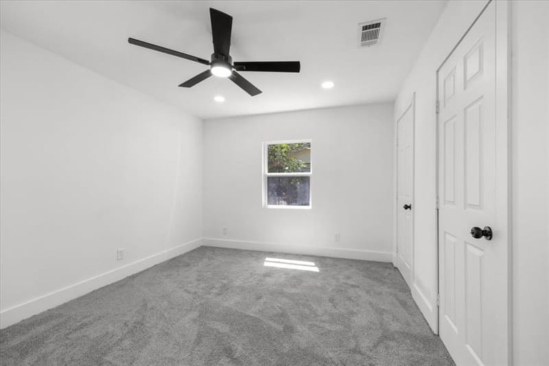 3725 Raphael Street, Fort Worth TX 76119 - Photo 21