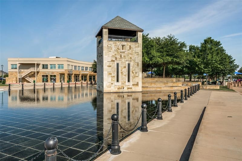 2521 Sir Tristram Lane, Lewisville TX 75056 - Photo 35