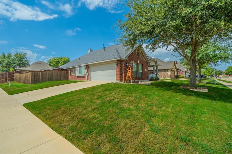 600 Cross Meadow Boulevard, Mansfield TX 76063 - Photo 6