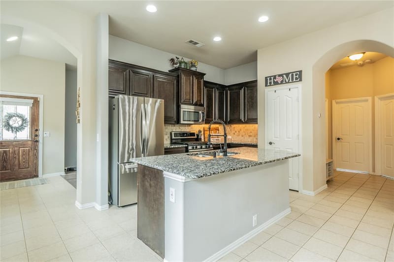 600 Cross Meadow Boulevard, Mansfield TX 76063 - Photo 13