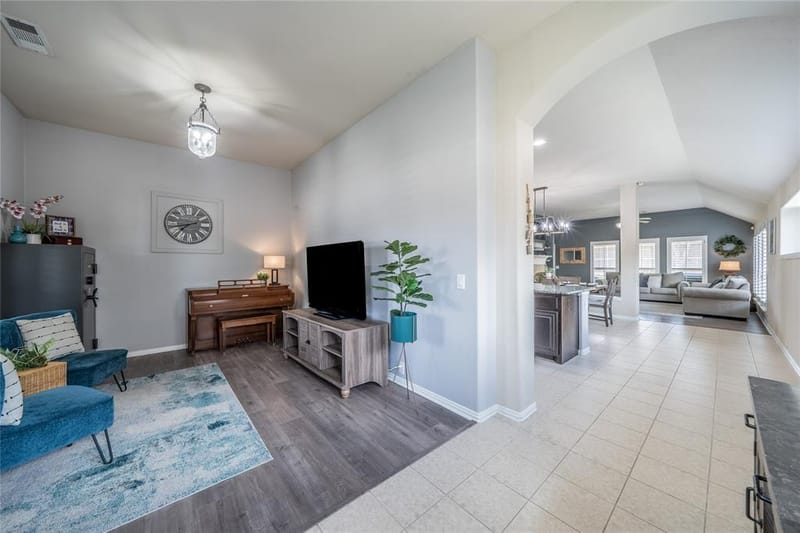 600 Cross Meadow Boulevard, Mansfield TX 76063 - Photo 8