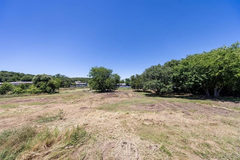 406 Hilltop Meadows Court, Springtown TX 76082 - Photo 32
