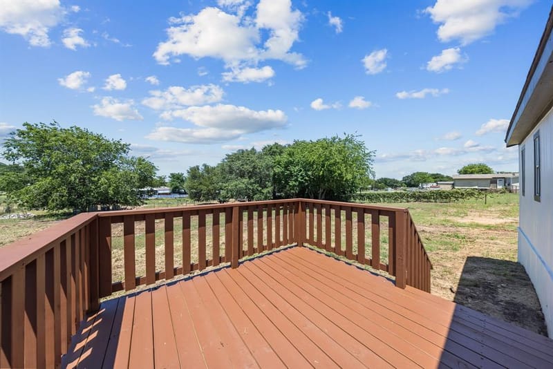 406 Hilltop Meadows Court, Springtown TX 76082 - Photo 28