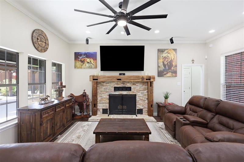1821 Quail Run Drive, Corinth TX 76208 - Photo 13