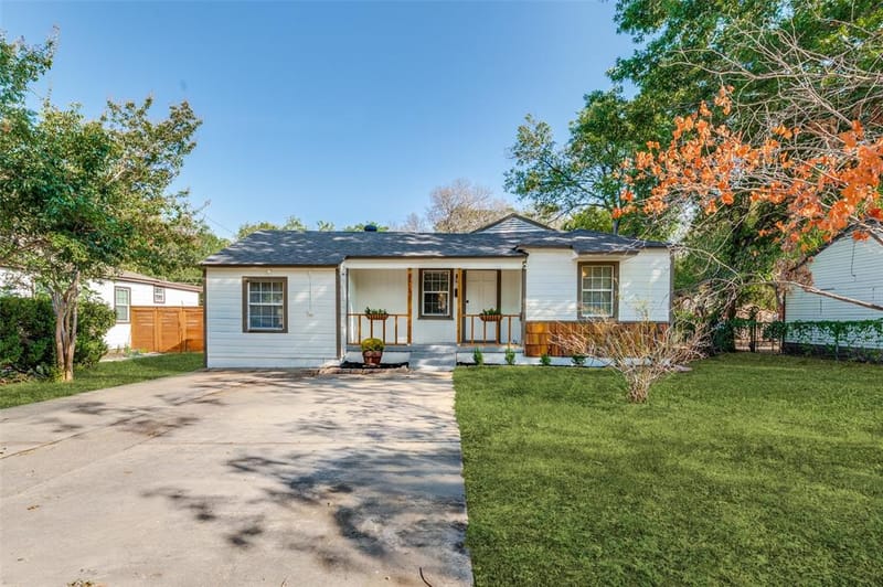 3153 Shadow Wood Drive, Dallas TX 75224 - Photo 2