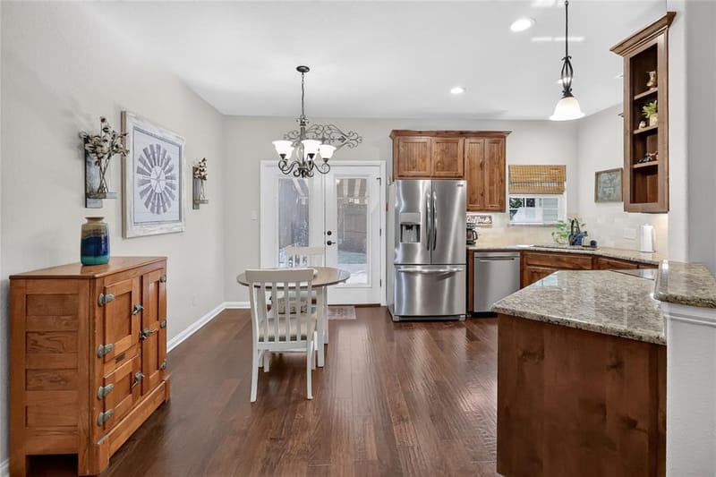 410 Heritage Heights, Weatherford TX 76085 - Photo 6