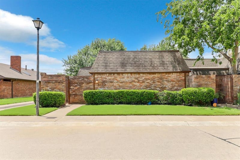 3132 San Sebastian Drive, Carrollton TX 75006