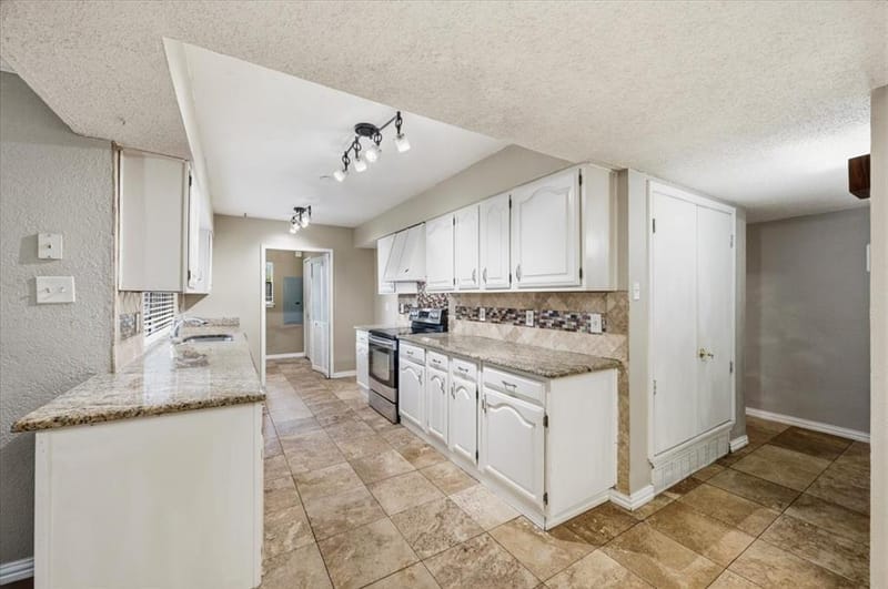 2614 Creekview Drive, Arlington TX 76016 - Photo 22
