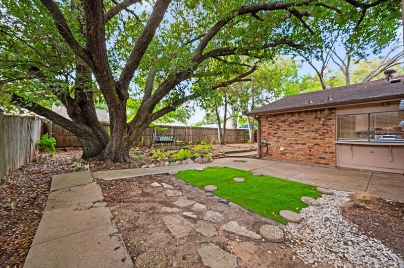 2614 Creekview Drive, Arlington TX 76016 - Photo 35