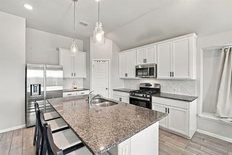 7122 Prairieside Trail, Venus TX 76084 - Photo 6