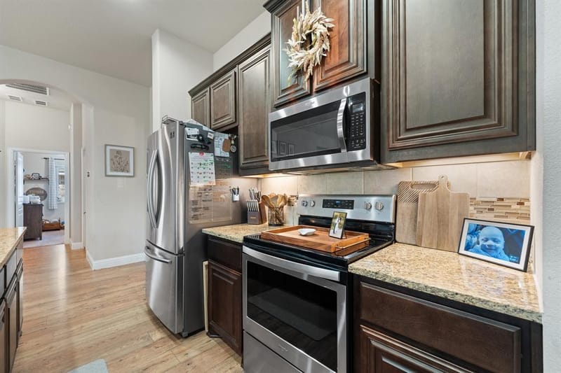119 Gateway Drive, Alvarado TX 76009 - Photo 7