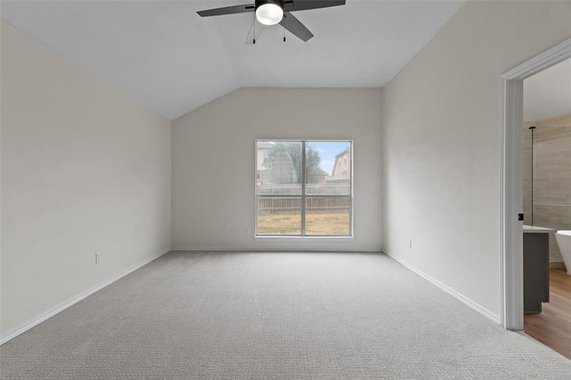 718 W Lonesome Dove Trail, Arlington TX 76001 - Photo 22