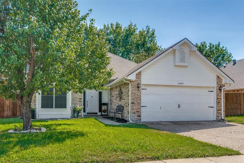 6032 Hilltop Drive, Watauga TX 76148 - Photo 3