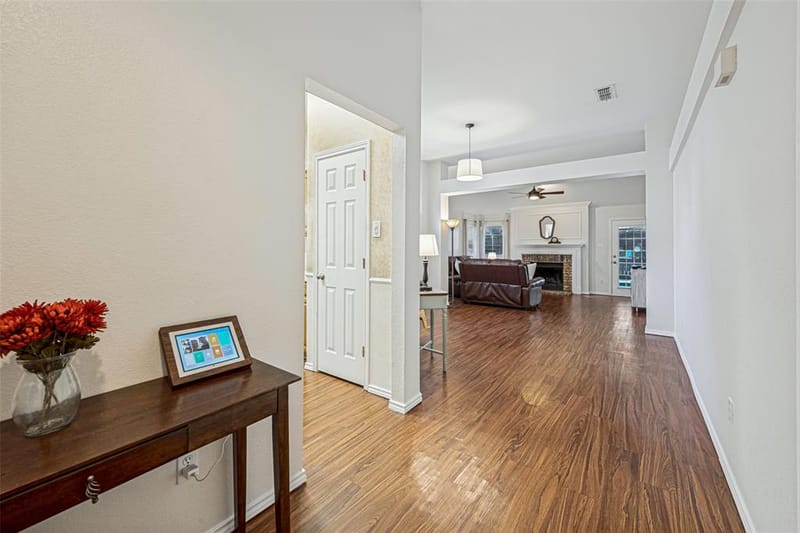 6032 Hilltop Drive, Watauga TX 76148 - Photo 5