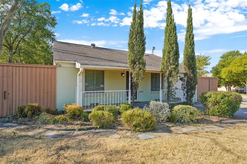 4802 W Mockingbird Lane, Dallas TX 75209