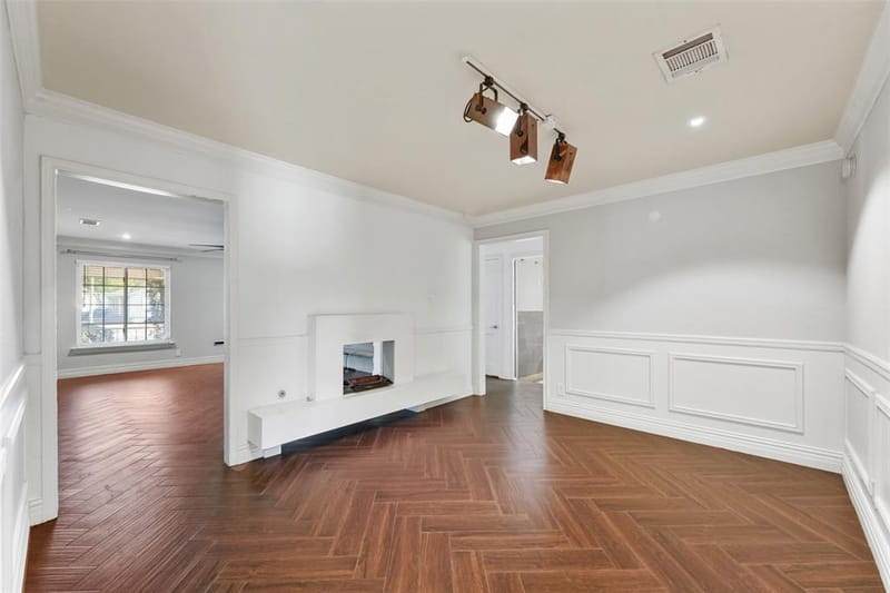 4802 W Mockingbird Lane, Dallas TX 75209 - Photo 15