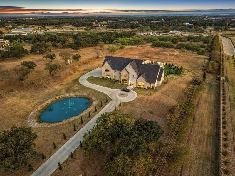 201 Quiet Cove Court, Argyle TX 76226 - Photo 4