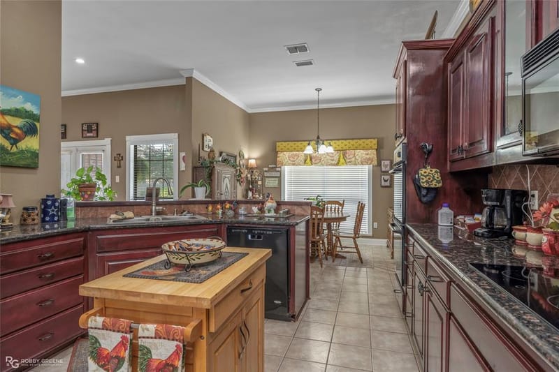 1505 Whitehall Drive, Shreveport LA 71105 - Photo 15
