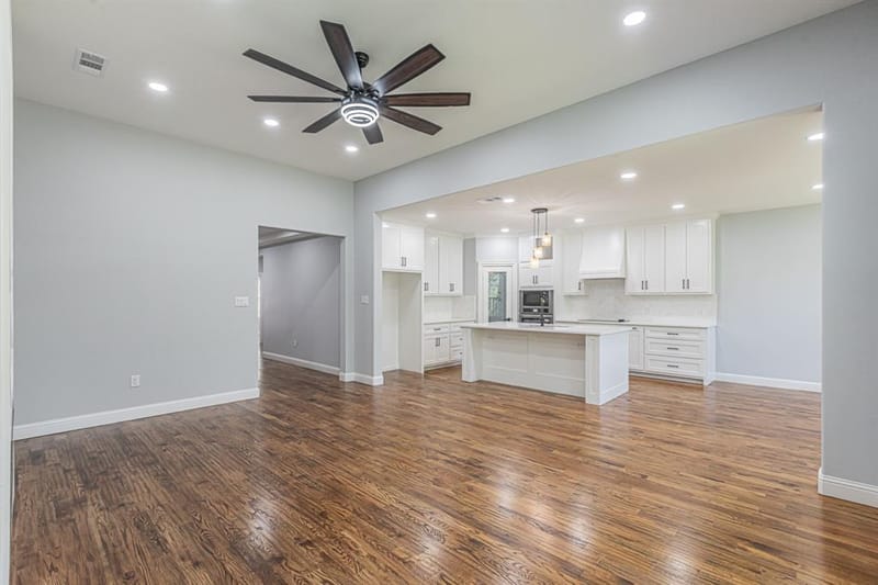 109 Gordons Circle, Runaway Bay TX 76426 - Photo 9