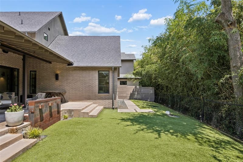 6726 Lake Circle Drive, Dallas TX 75214 - Photo 40