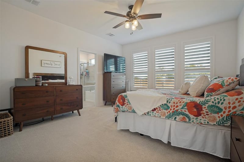 1238 Stagecoach Trail, Justin TX 76247 - Photo 20