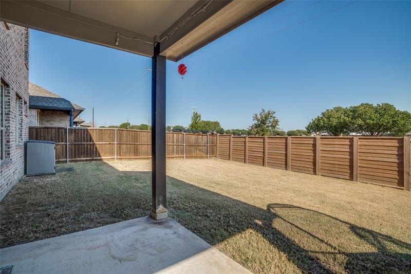 1238 Stagecoach Trail, Justin TX 76247 - Photo 33