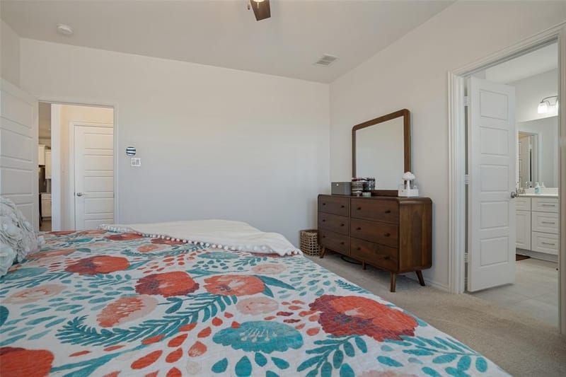 1238 Stagecoach Trail, Justin TX 76247 - Photo 21