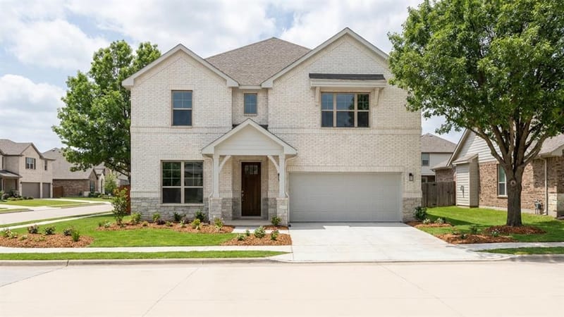 758 Embrace Court, Lavon TX 75166