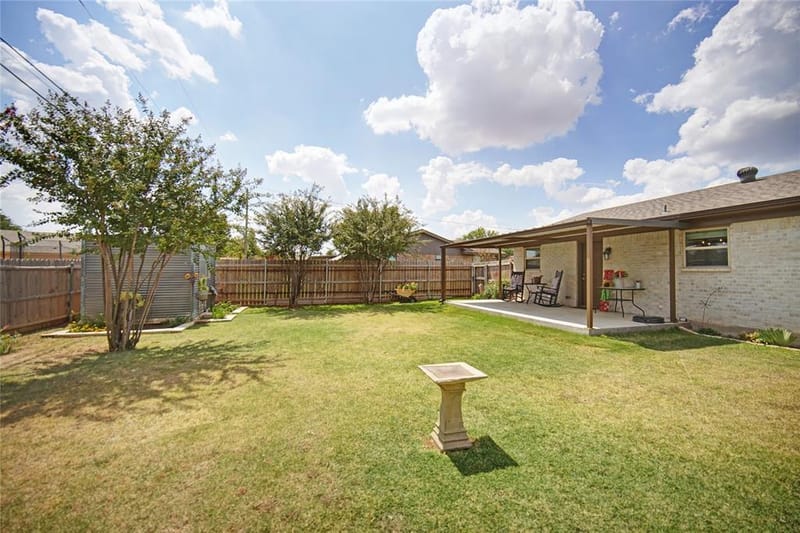 128 Oak Creek Street, Jacksboro TX 76458 - Photo 14