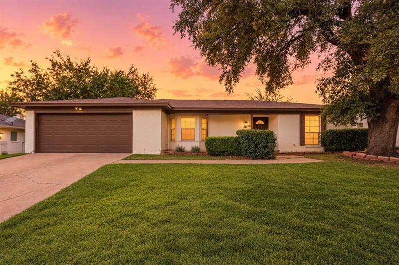 7613 N Richland Boulevard, North Richland Hills TX 76180