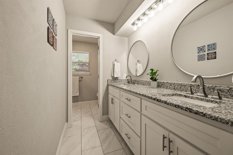 7613 N Richland Boulevard, North Richland Hills TX 76180 - Photo 9