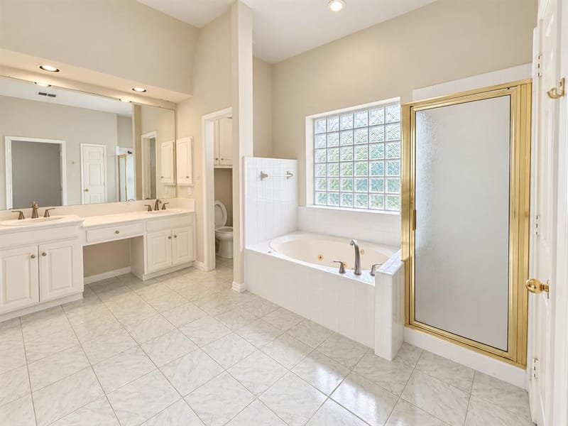 3900 Newhall Drive, Plano TX 75023 - Photo 6