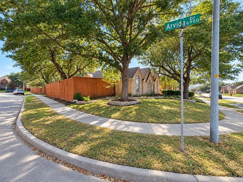 3900 Newhall Drive, Plano TX 75023 - Photo 18