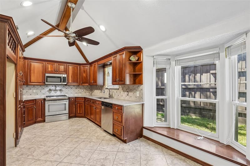 2321 Piedra Drive, Plano TX 75023 - Photo 6