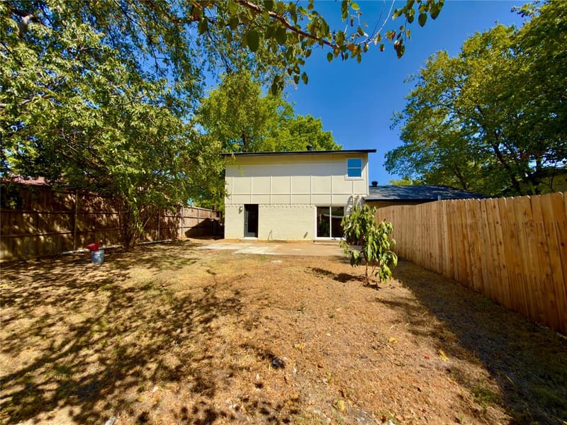 1834 Caldwell, Garland TX 75041 - Photo 5