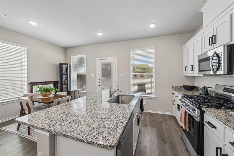 7069 Cypress Drive, Richland Hills TX 76118 - Photo 5
