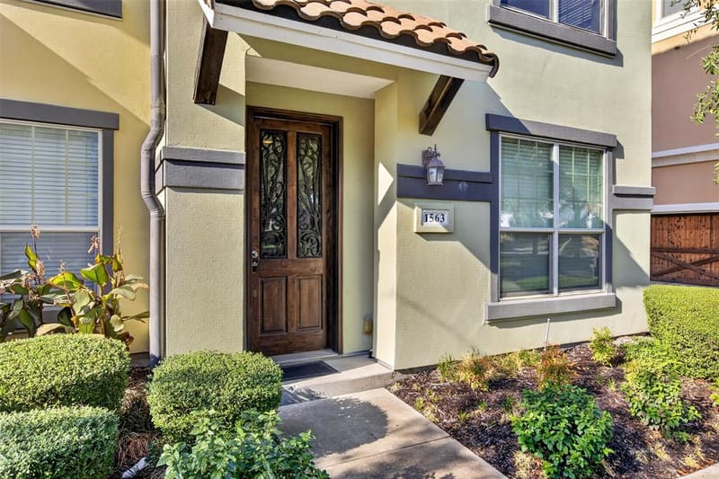 1563 Camino Lago, Irving TX 75039 - Photo 2