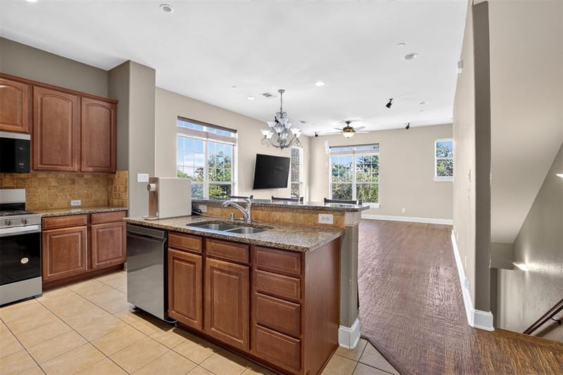 1563 Camino Lago, Irving TX 75039 - Photo 7